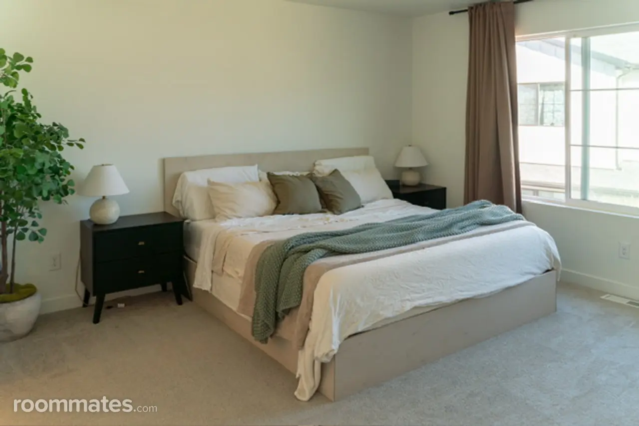 Room for rent in Spanish Fork, UT $1100, house
