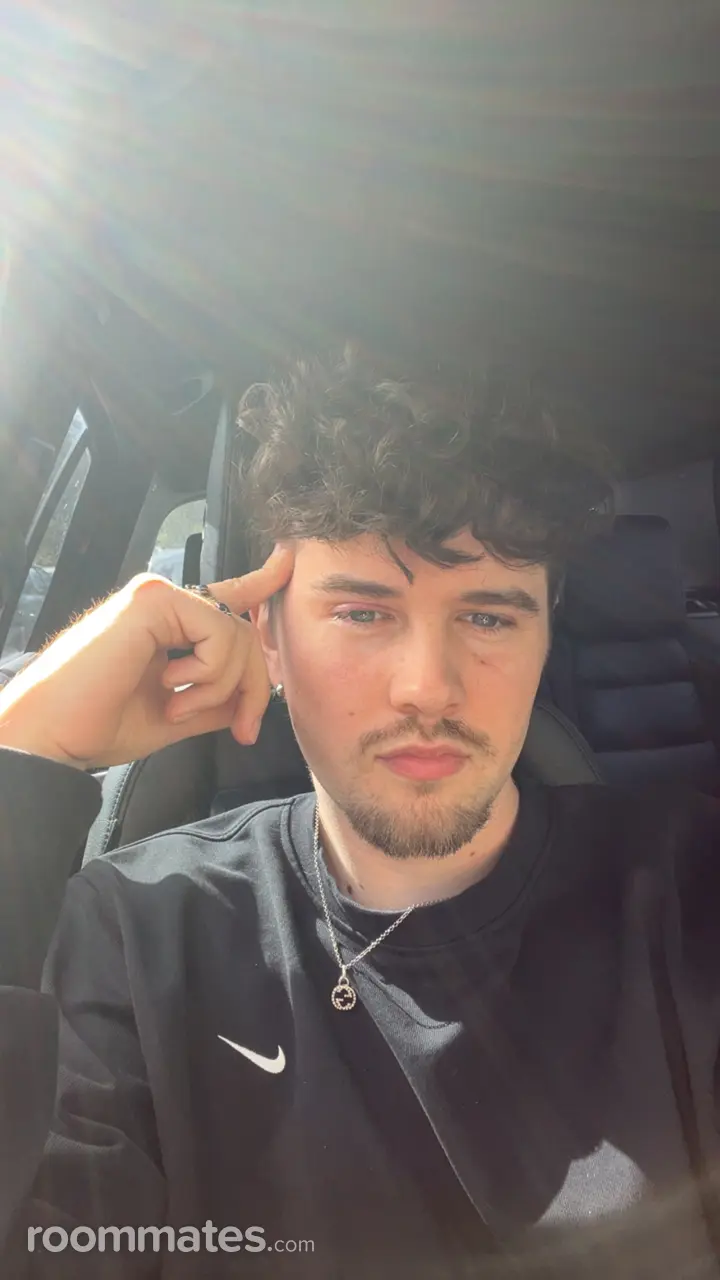 Profile photo 2 of 4