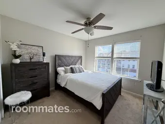 Room for rent in Haymarket, VA $1500, house