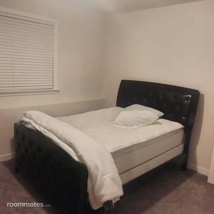 Room for rent in Ruther Glen, VA $975, house