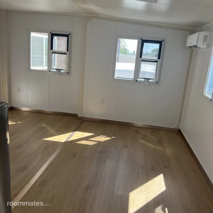 Room for rent in Rancho Cucamonga, CA $1500, house