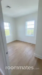 Room for rent in East Greenwich, RI $990, apartment