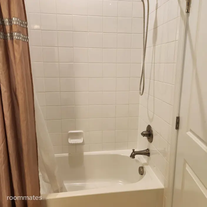 Room for rent in Hanover, MD $1100, townhouse