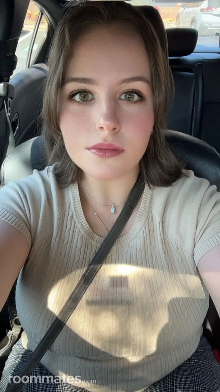 Profile photo 4 of 4