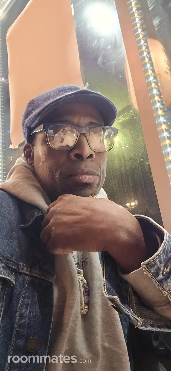 Profile photo 3 of 7