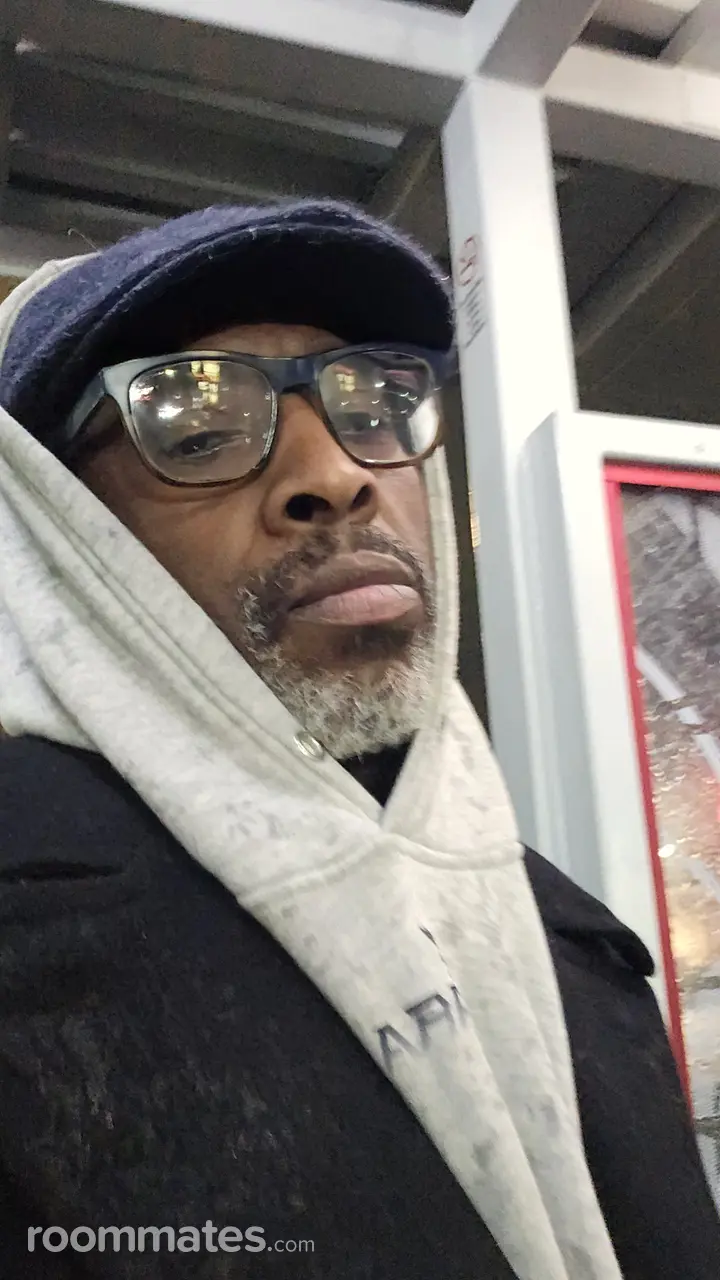 Profile photo 7 of 7