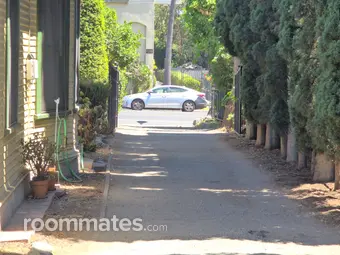 Room for rent in San Gabriel, CA $1100, townhouse