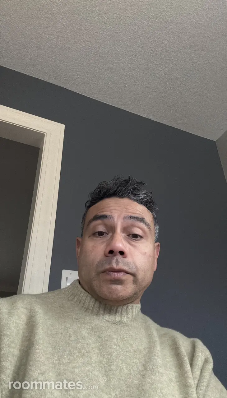 Profile photo 6 of 6