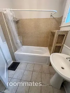 Room for rent in Nashville, TN $1000, house