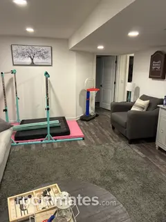 Room for rent in Oconomowoc, WI $1500, house