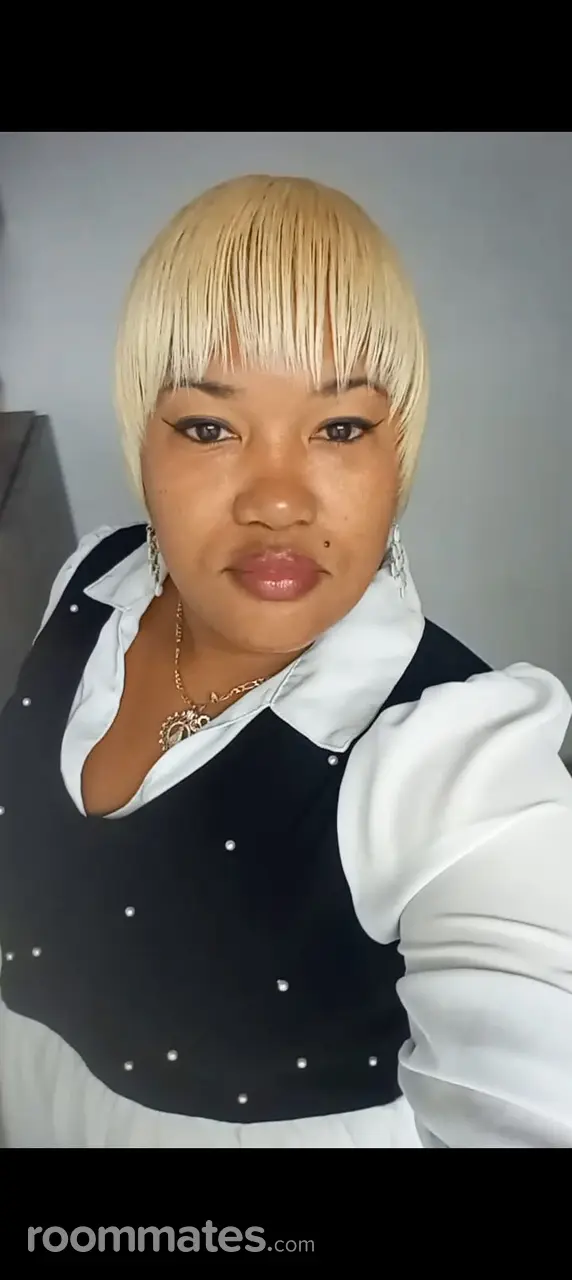 Profile photo 3 of 3
