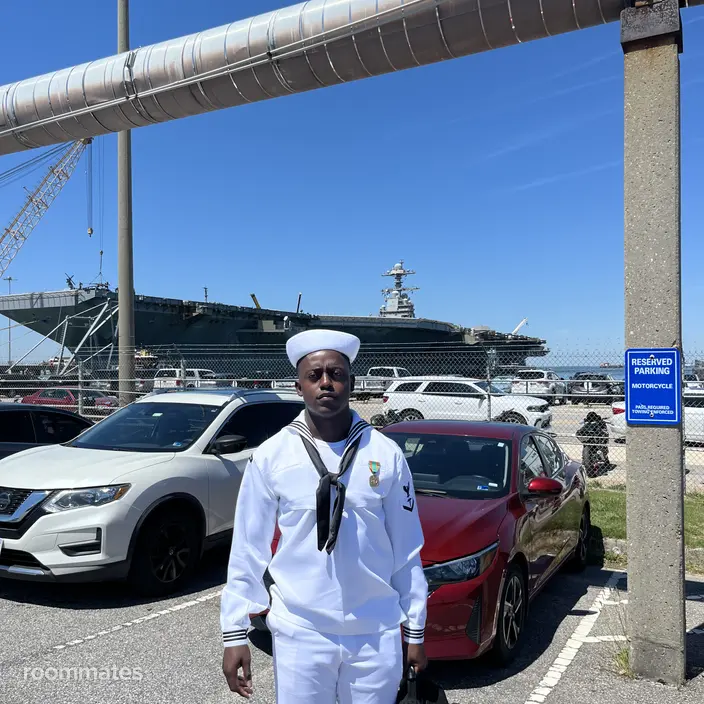Roommate looking Norfolk, VA, $900