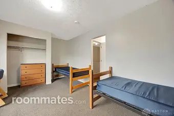 Room for rent in Dayton, OH $880, condo