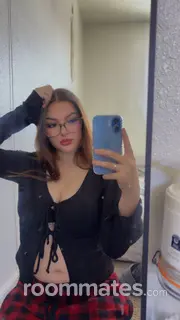 Roommate looking Reno, NV, $1000