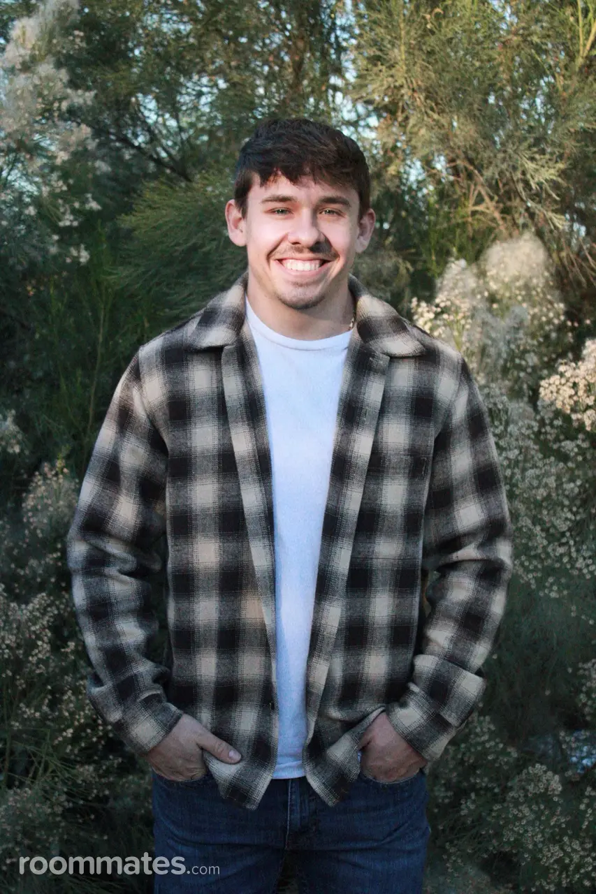 Profile photo 2 of 3