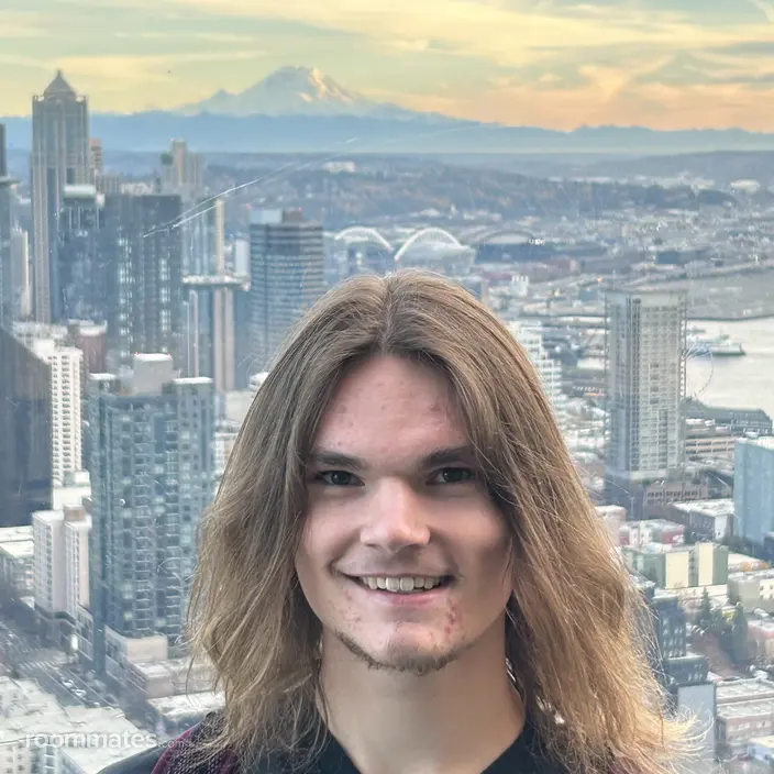Roommate looking Livermore, CA, $2000