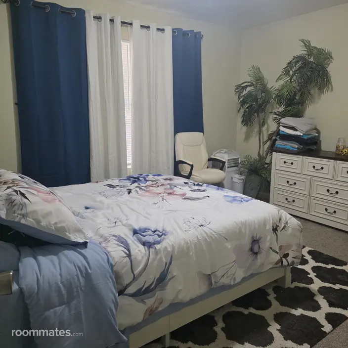 Room for rent in Albuquerque, NM $1000, house