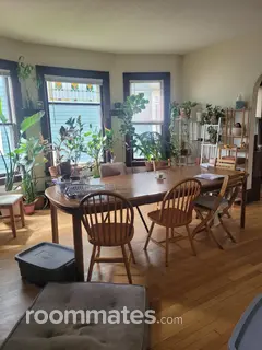 Room for rent in Minneapolis, MN $858, house