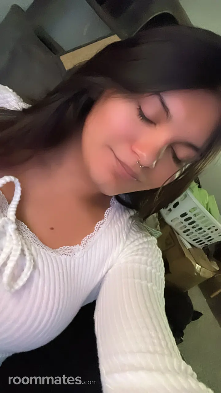 Profile photo 3 of 7