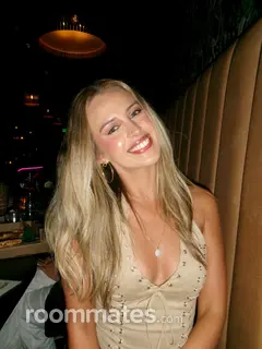 Roommate looking Newport Beach, CA, $2000