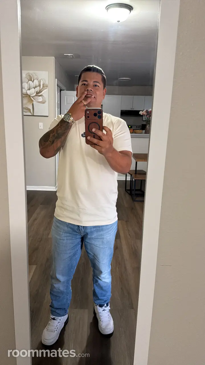 Profile photo 2 of 2