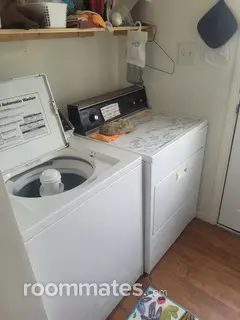 Room for rent in New London, NC $800, house