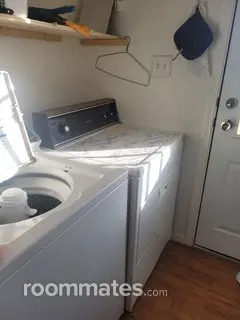 Room for rent in New London, NC $850, house