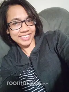 Roommate looking Aurora, IL, $2000
