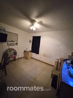 Room for rent in Hallandale Beach, FL $675, house