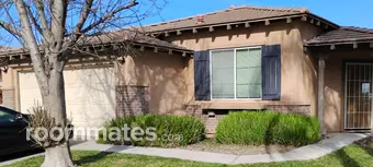 Room for rent in Lake Elsinore, CA $900, house