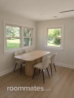 Room for rent in Chapel Hill, NC $900, house
