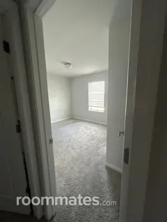 Room for rent in Clayton, NC $900, house