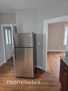Room for rent in Waltham, MA $1400, house