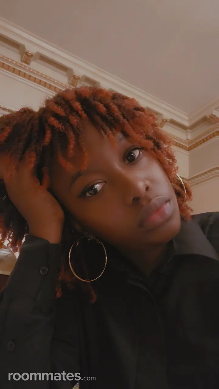 Profile photo 5 of 5