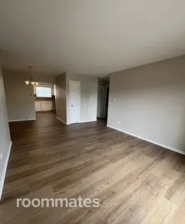 Room for rent in Des Plaines, IL $950, house