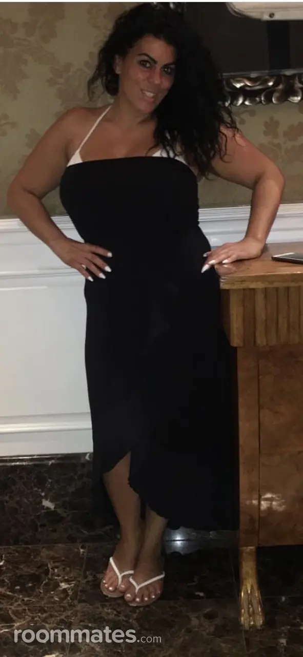 Profile photo 3 of 4