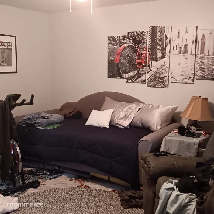 Room for rent in Nashua, NH $700, house