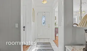 Room for rent in Jacksonville, FL $600, house