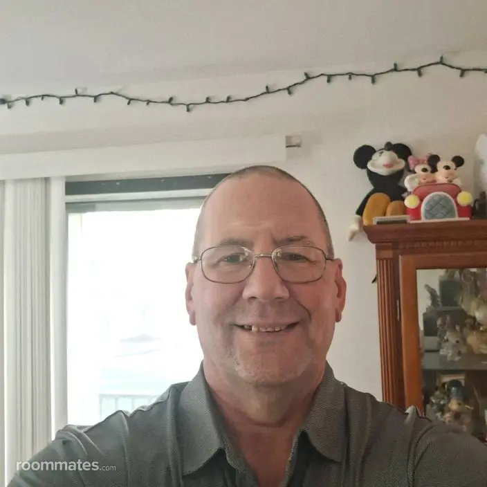 Roommate looking Warminster, PA, $1000