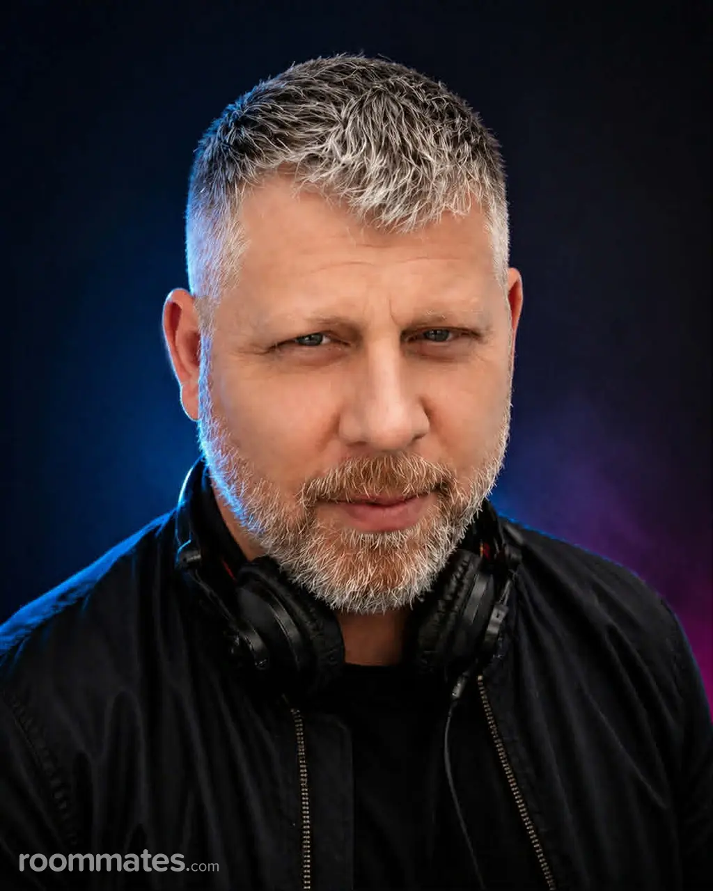 Profile photo 10 of 10