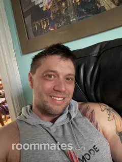 Room for rent in Johnstown NY $500, house