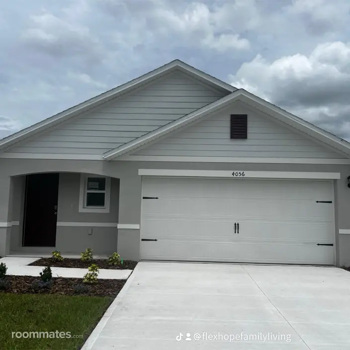 Room for rent in Cypress Gardens, FL $900, house