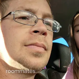 Roommate looking Glendale, AZ, $1000