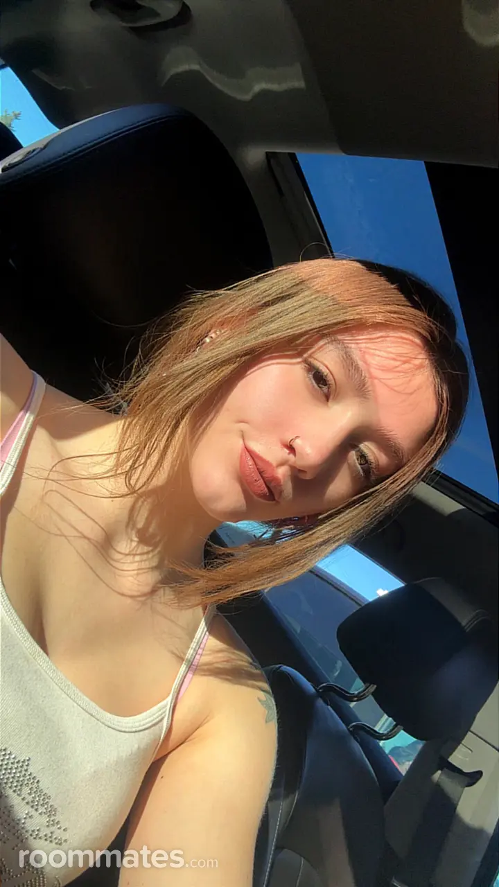 Profile photo 3 of 4