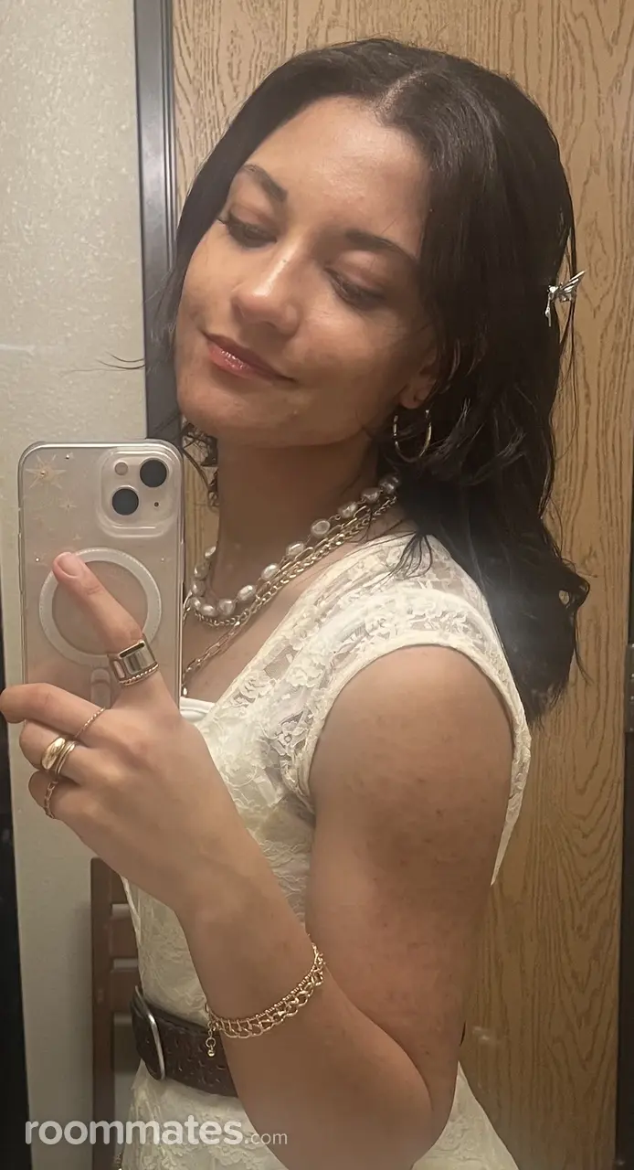 Profile photo 2 of 4