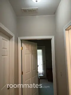 Room for rent in Canton, GA $500, house