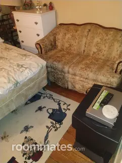 Room for rent in Toledo, OH $500, house