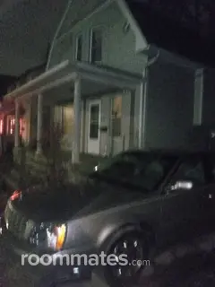 Room for rent in Toledo, OH $500, house