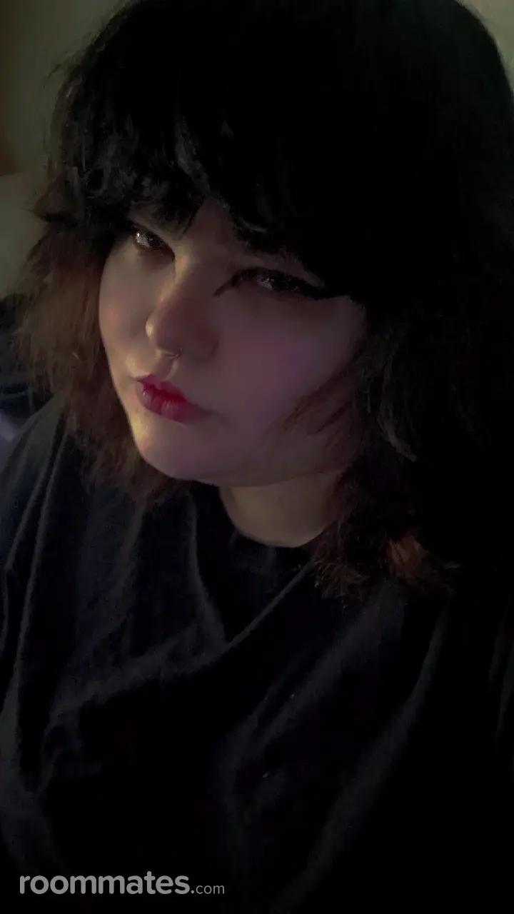 Profile photo 3 of 8