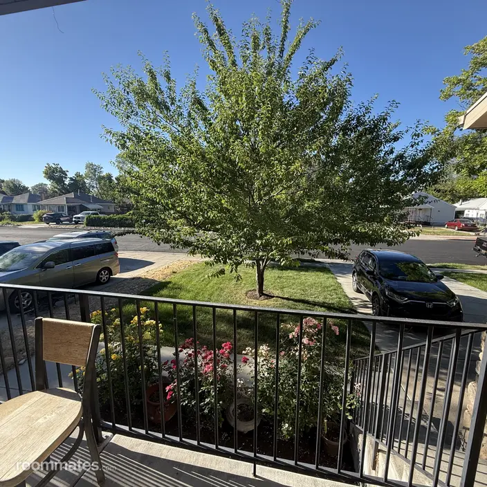 Room for rent in South Salt Lake, UT $935, house